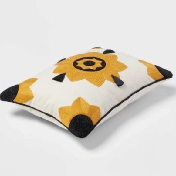 OPALHOUSE JUNGALOW BOHO STYLE - Picture 3 of 5